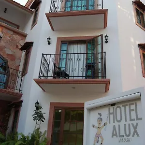 alux-playa.quintano-roohotels.com/